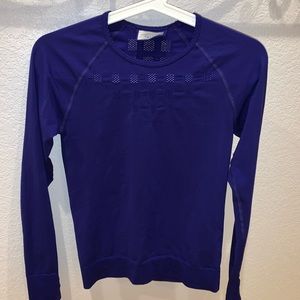 Athleta Lightweight Thermal Top